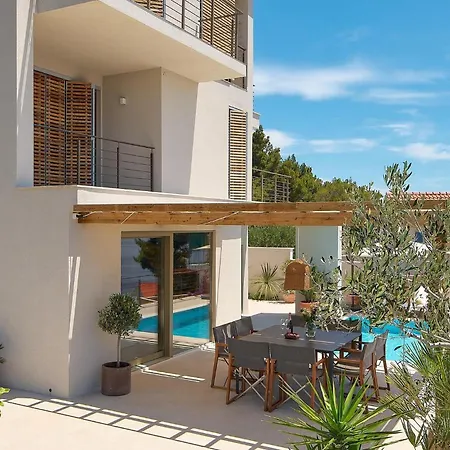 Bianca Hvar Sveta Nedelja